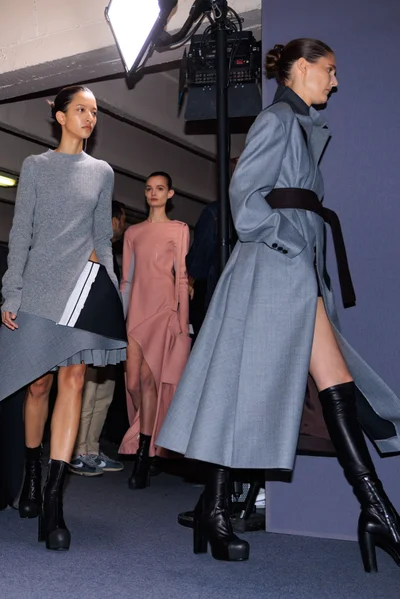 Look 23